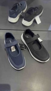 NEVADA BTS04 Slip On Wanita Rekatan Ringan By Matahari Dept Store