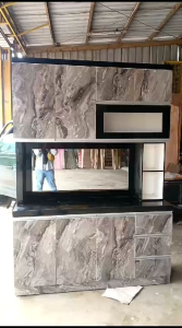 Lemari Piring HPL 4 Pintu Modern