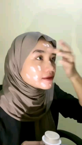 NEW WHITE SERIES Moist rice Rice facial wash Gbee Glow Beauty