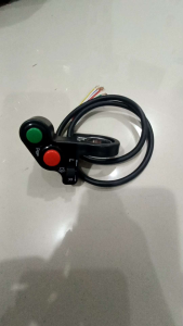 (SIAP KIRIM) SAKLAR KIRI MOTOR DOMINO ON OFF LAMPU KLAKSON PLUS TOMBOL SEIN UNIVERSAL HONDA YAMAHA SUZUKI