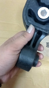 ENGIBE MOUNTING DUDUKAN MESIN KIRI MOBILIO BRIO BRV FREED ORIGINAL 1PC