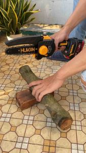 Máy cưa xích Pin 15cell Hukan HM 21 CX1106R lam 6 inch không chổi than sử dụng chân pin phổ thông