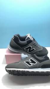 SEPATU COWO CEWE ABU HITAM UK 39 - 43 FREE KAOS KAKI + BOX