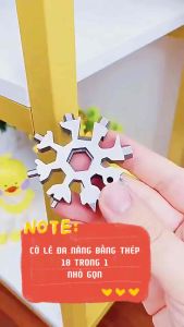 Móc Khoá Cờ Lê Thép Đa Năng 18 Trong 1 Hình Bông Tuyết