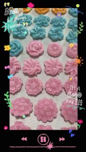 อาลัวชาววังลายดอกไม้วิจิตร สูตรหวานน้อย หอมละมูน ปัดทอง Food grade ทุกชิ้น ขนาดกล่อง 180 กรัม