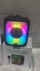 ลำโพงบลูทูธไร้สาย GTS-1886 พร้อม 1อัน ดอก3นิ้ว กระทัดรัด พกพาง่าย มีไฟRGB พร้อมส่ง ผ่านทางออนไลน์ ให้บริการ เปิดทำงาน สร้างสรรค์