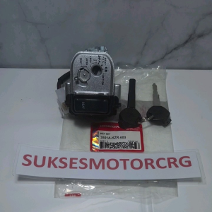 Kunci kontak assy set KZR+kunci jok belakang vario 125 old vario 125 fi non led