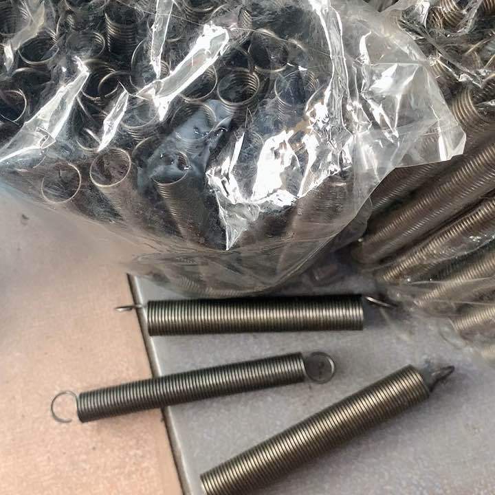 Lò xo kéo phi 12 (sợi 1.2mm dài tổng cả móc 100mm)🍋🍋🍋 | Lazada.vn