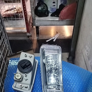 โคม ไฟตัดหมอก isuzu dmax ดีแมก 2003 เลนขาว 1คู่