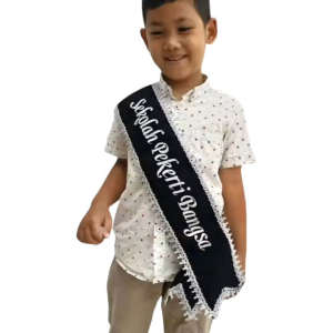 Selempang Wisuda Anak-Anak Variasi List Renda Custom Bordir Nama Proses Cepat Sehari Jadi