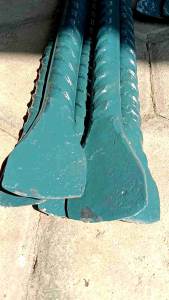 linggis super jumbo 100cm diameter 25mm/lancip dan pipih/linggis baja ulir