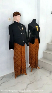 Set Baju Prewedbaju Jawa couple model solo