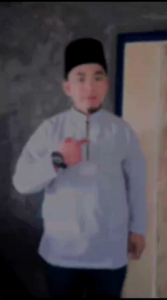 Baju Muslim Pria Dewasa Lengan Panjang: Koko Seleting Setengah Badan