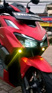 Breket Dudukan Lampu Tembak Vario 160 Abs Cbs