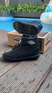 Promo!!Sepatu Anak Bout GA viral anak laki & perempuan