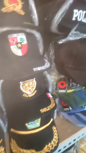 Topi Tugas Double mes