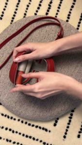 Nicolé Pod Case Jewelry Lipstick Powder Makeup Holder