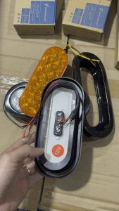 Đèn hậu led bầu dục 2019. Đèn lái sau xe tải 12v/24v trang trí cản sau
