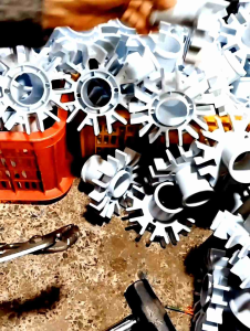 Hoa khế 8 nan phụ kiện ô dù sân vườn cà phê . kích thước phi óng 42 đến 43 một bộ 2 cái