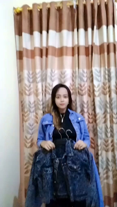 Jaket Jeans Crop Rawis: Gaya Kasual yang Cocok untuk Musim Panas