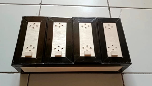 kandang jangkrik aduan triplek 8 slot / kandang sekapan / rumah jangkrik sungu