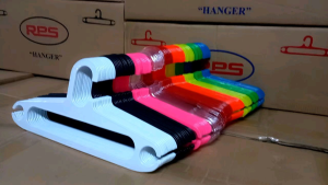 1 lusin (12 pcs) Hanger Baju Dewasa 18 inc 44cm Gantungan baju kaos 18 inc