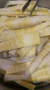 หน่อไม้ถุง 25฿ หน่อไม้สด หน่อไม้ถุง/นึ่ง สดจากสวน หน่อไม้อัดถุง 50 g. พร้อมส่ง หน่อไม้นึ่งอ่อนๆ