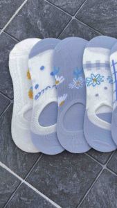 ถุงเท้าข้อสั้น ผ้าฝ้าย ลายดอกไม้น่ารักสีฟ้า สไตล์เกาหลี ไซส์ผู้ใหญ่ (1 เซ็ต 10คู่)