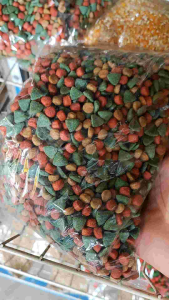 อาหารสุนัขขนาดครึ่งกิโลกรัม(สามมิกซ์ยี่ห้อไอคิว)