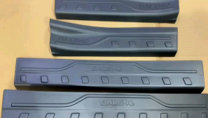 Sillplate Samping Baleno Hatchback 2017 2021 Hitam 