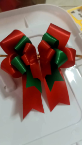 โบว์ติดต้นคริสมาส ติดชลอมขนาด10×12เซนติเมตร