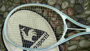Raket Tenis Bekas Pakai: Memilih & Menggunakan dengan Tepat