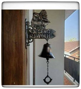 Bel Pintu Rumah Motif Semar Soegeng Rawoeh / Lonceng Pintu Kuningan