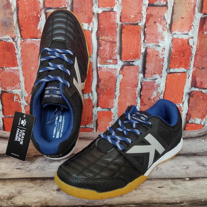 Sepatu futsal kelme fashion