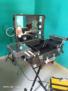 beauty case koper make up box make up uk M 50 x40x20 cm dengan speaker bluetooth