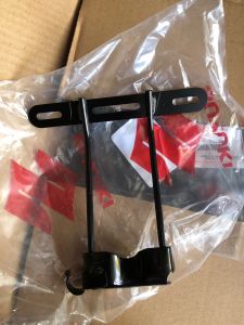 Pát bảng tên trước xe Satria/ Raider fi chính hãng suzuki