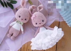 Boneka Rajut Wedding Bunny