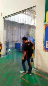 ชนิดใสธรรมดา-ใบกันกระแทก ใบกว้าง200หนา2มม