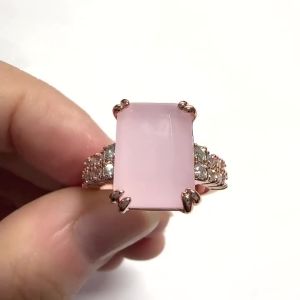 Huitan Gentle Women Ring Inlaid Pink Cubic Zirconia Luxury Wedding Engagement Accessories Fashion Rose Gold Color Lady Jewelry