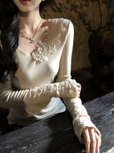 Autumn Lace Splicing Slim-fit Knit T-shirt