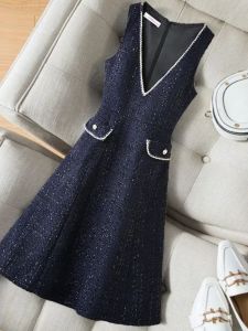 French Style Woolen Vest Dress Midi Length Sleeveless High Waist V-Neck Spring Autumn Pure Color A-Line Silhouette Womens Dress