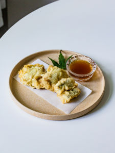 Retro Japanese Ceramic Restaurant Plate 8.2 Inch Dinnerware Sushi Pasta Bowl round Shape Adult Use Pure Color Glazed Dish