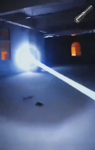 【COD】MOCHICO Senter LED Super Terang 30000 Lumens Jarak Jauh Ringan Tahan Air IPX4 Zoom USB Rechargeable Senter Swat Police Terbaik