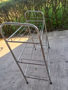 kệ giày dép inox 3 tầng.26cm x 60cm cao 62cm. đang dây 3 ly