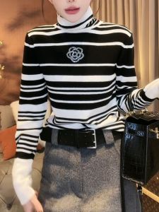 เสื้อชั้นในถักนิตติ้งคอตั้งผ้าขนสัตว์สไตล์ฤดูใบไม้ผลิ 2025 สำหรับผู้หญิง ทรงเข้ารูป แขนยาว ปกติ ปกติ ปกติ