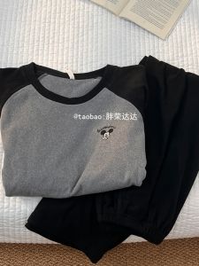 ธีมมิกกี้คู่รัก ชุดนอน แขนยาว ฤดูใบไม้ร่วง ฤดูหนาว ชุดอยู่บ้านสําหรับผู้ชายและผู้หญิง น่ารัก ชุดนอนลายกวางกํามะหยี่