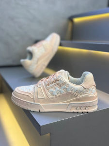 Autumn New Style Mens Fat Ding Shoes Color Rubbing Worn Leather Surface Embossed Casual Shoes Thick Bottom Versatile Trendy Mens Footwear