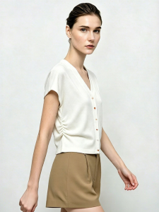 AMII | Summer New Casual V-neck Contrast Color Stone Button Ice-cool Short Sweater