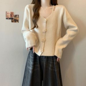 เสื้อสเวตเตอร์ถักสีแดง ทรงหลวม แขนยาว ปกติ ฤดูใบไม้ร่วง 2024 แฟชั่นเกาหลี ลายดอกไม้ 3 มิติ ขนาดใหญ่ เสื้อผ้าทำงาน