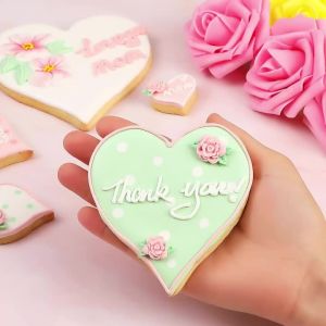 5PCS Cookie Cutter Set Food Grade Stainless Steel Smooth Edge Mothers Day Heart Multi-Size Molds for DIY Biscuit Baking Holiday